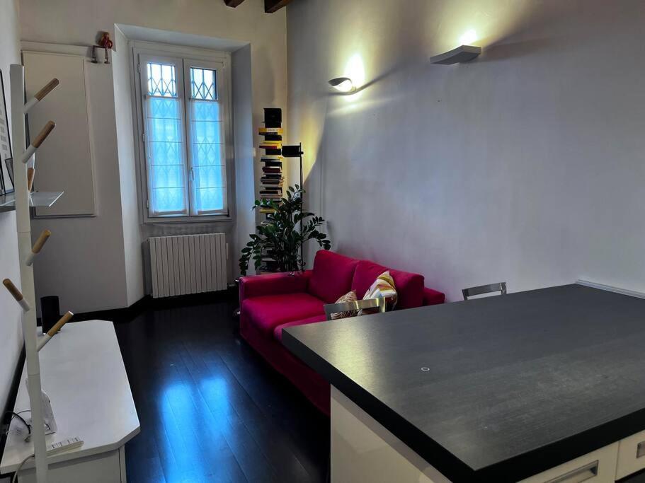 Sandra Flexyrent Wifi Charming Apt In Ticinese * Mailand